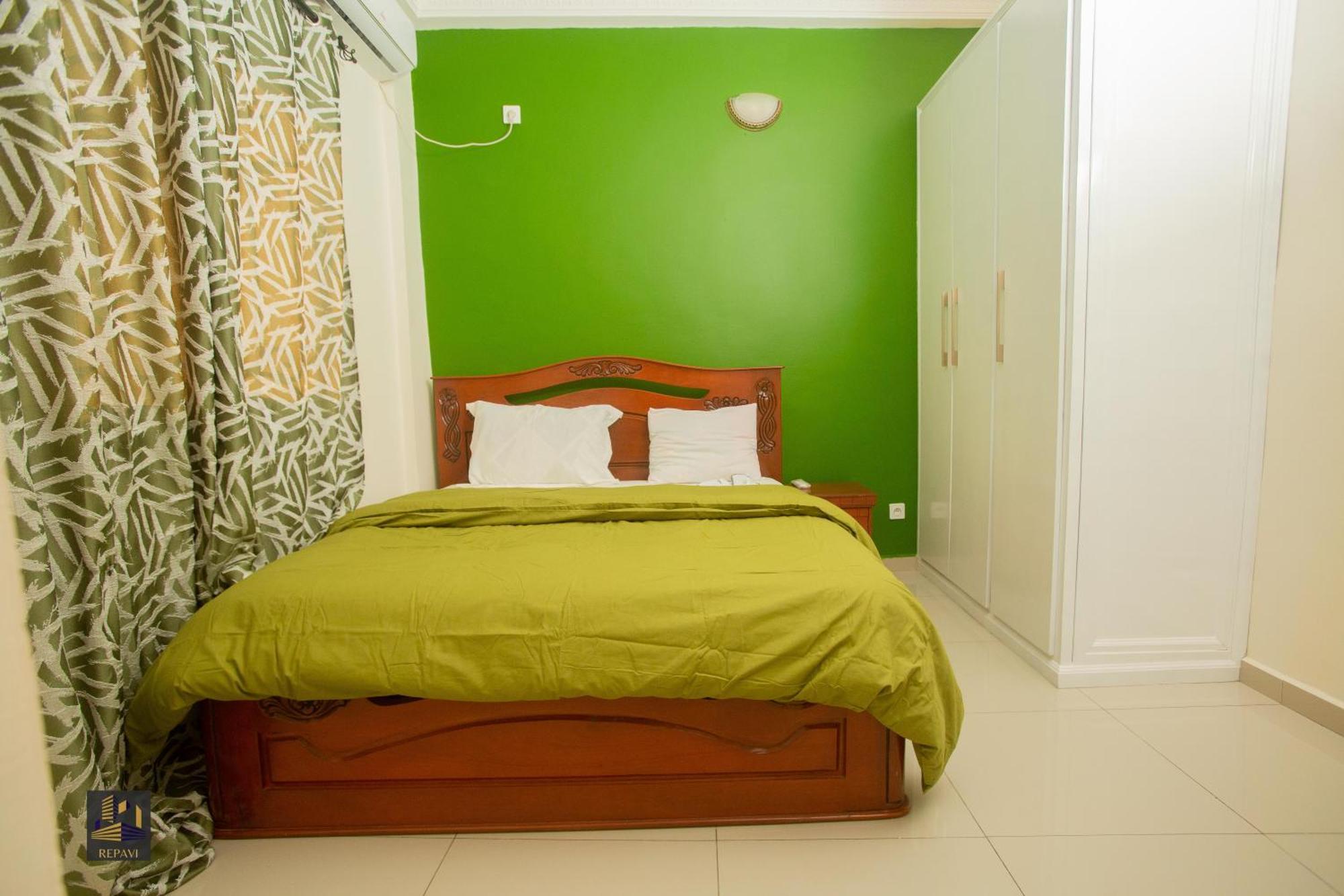 Repavi Lodge ยาอุนเด ภายนอก รูปภาพ