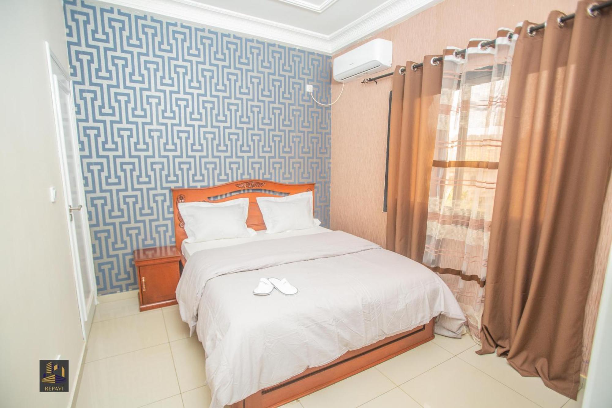 Repavi Lodge ยาอุนเด ภายนอก รูปภาพ