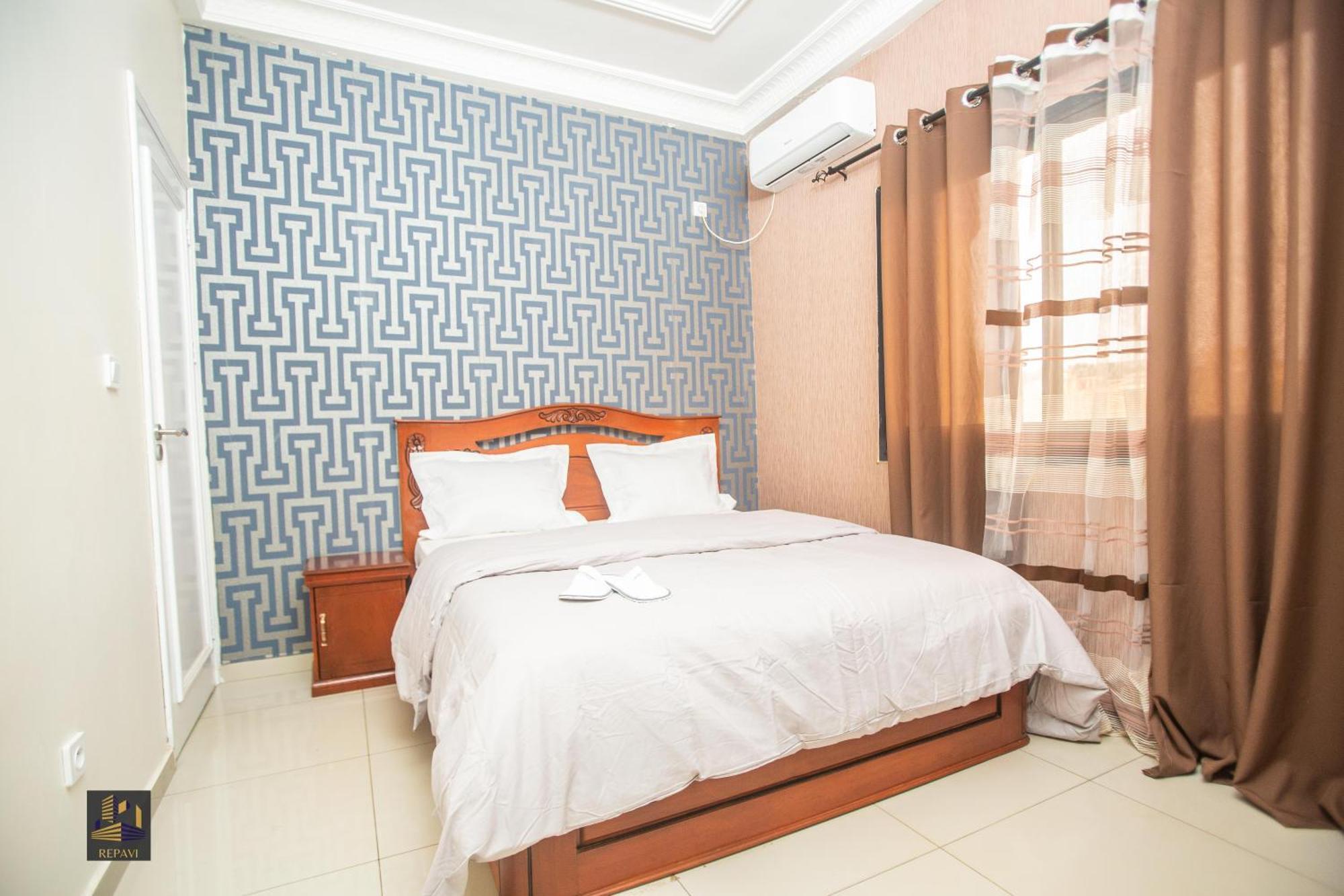 Repavi Lodge ยาอุนเด ภายนอก รูปภาพ